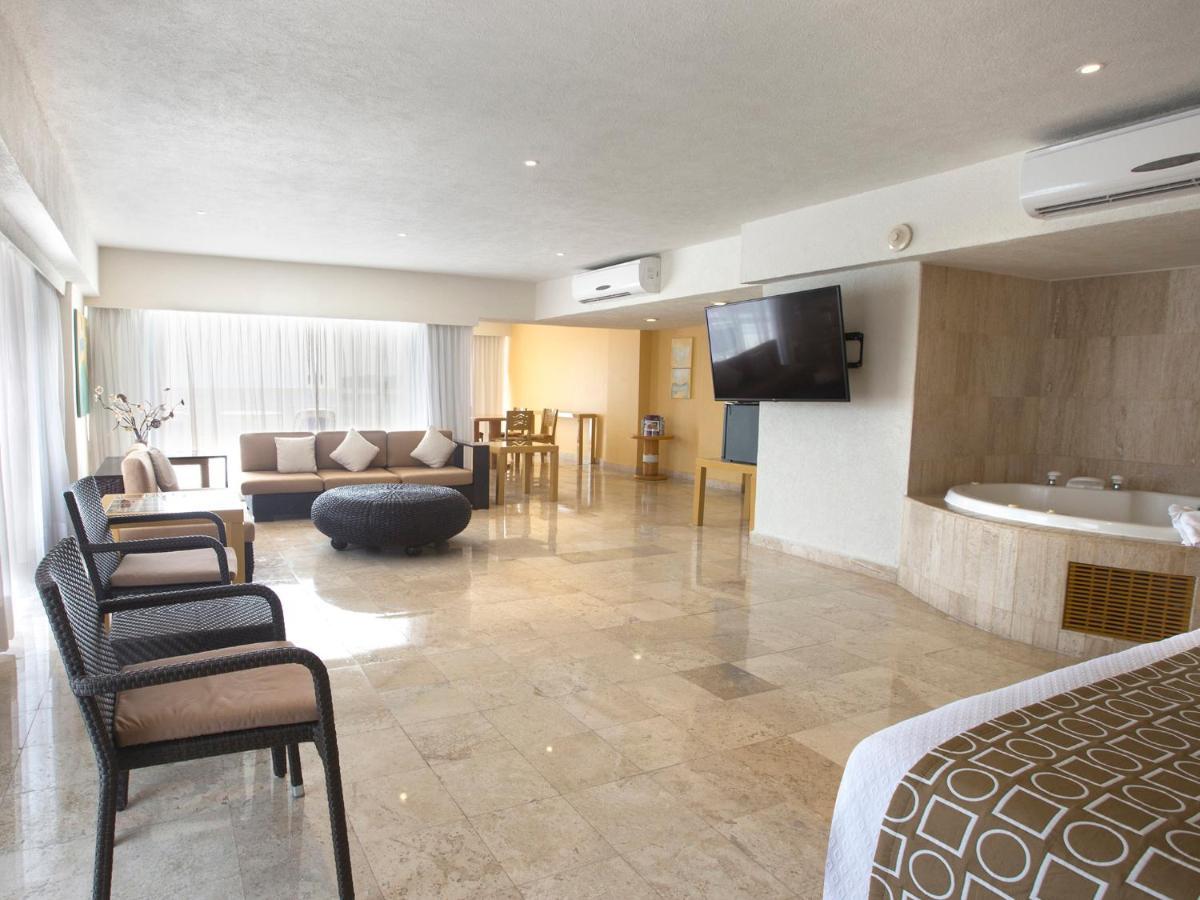 Hs Hotsson Hotel Akapulko Dış mekan fotoğraf Suite at the Grand Palladium Hotel